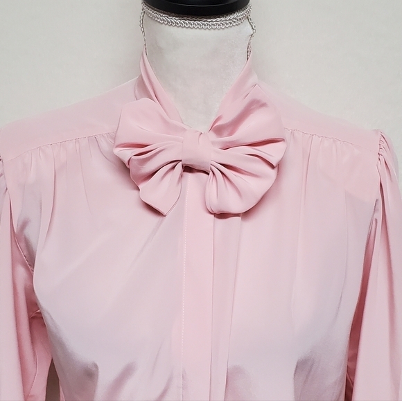 Vintage Josephine Pastel Pink Floral Satin Vest Lavallière Button Up Blouse Set - Picture 12 of 16